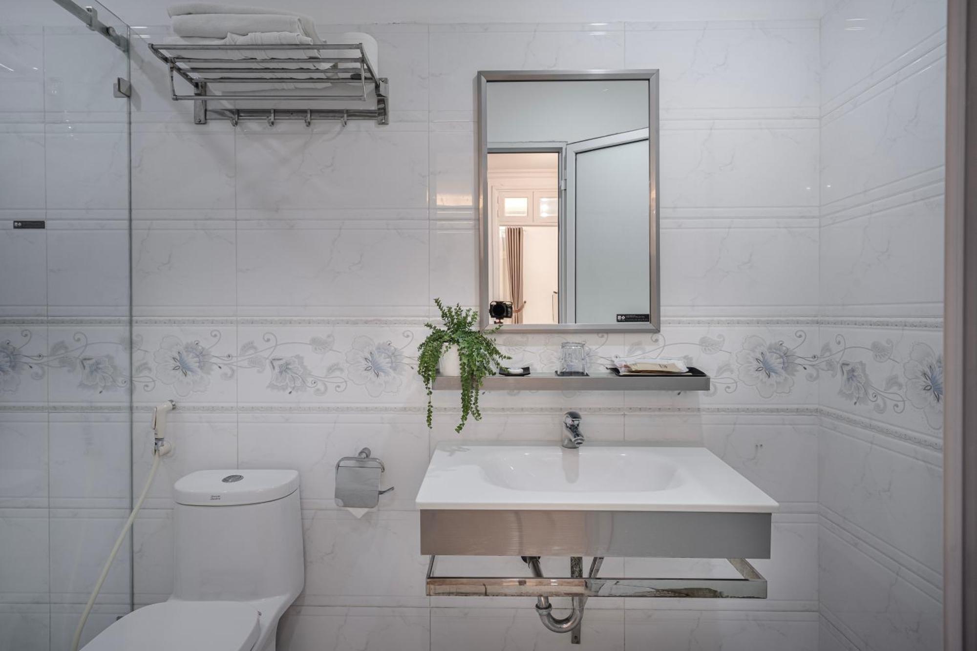 그레이스 호텔 Grace Hotel & Residence Hanoi Exterior photo